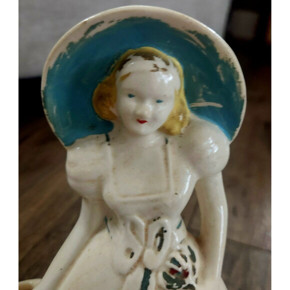 Vtg Brush McCoy Lady With Basket Planter Blue Bonnet 1940 Paint Fade No Chips - Picture 2 of 9